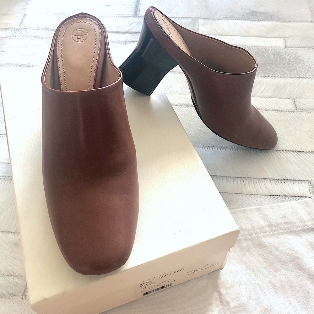 SOLD NWT The Row Adela Mules - Picture 3 of 8